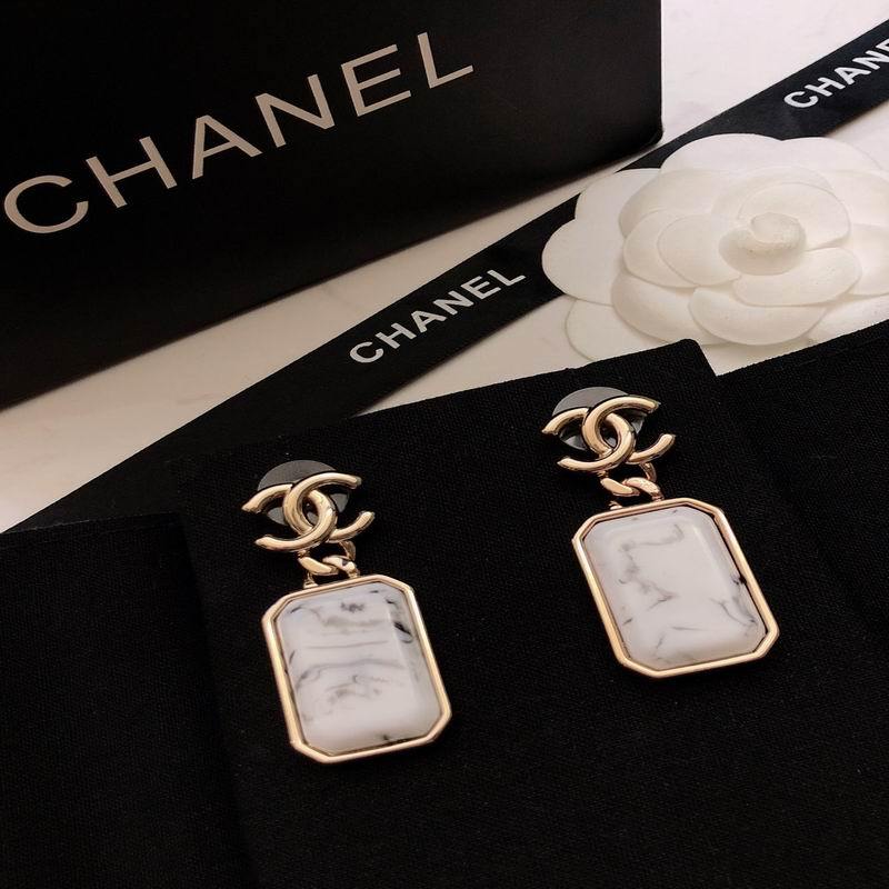 Chanel Earrings 536